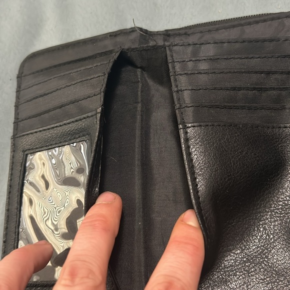 🤩 3 FOR $25 🤩 Wallet - Picture 3 of 7